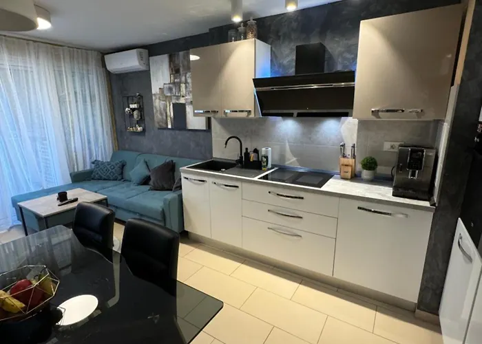 Apartman Astra With Private Parking