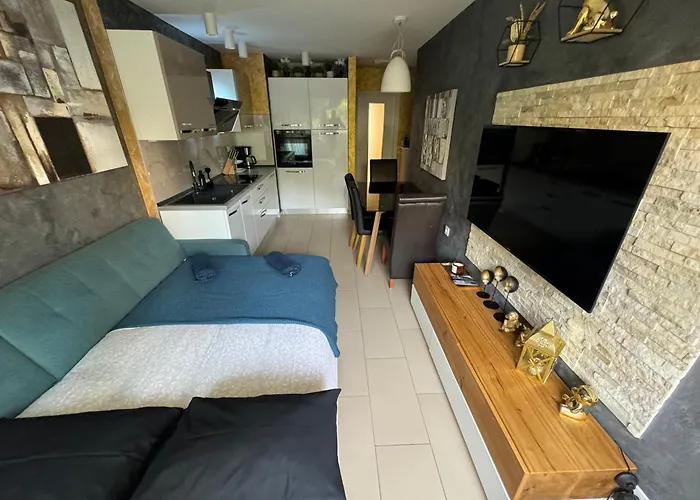 Astra With Private Parking Apartmán Split