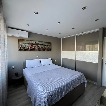 Apartment Astra With Private Parking *